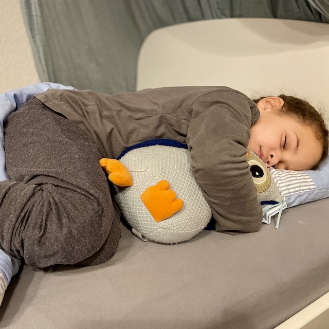 „Mama, hilf mir bitte, das Wackeln kommt wieder“